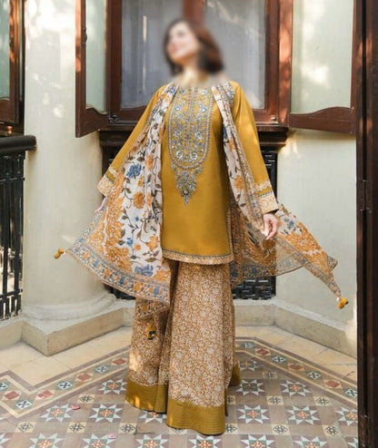 Sapphire Lawn Embroidered 3-Piece Unstitched Suit